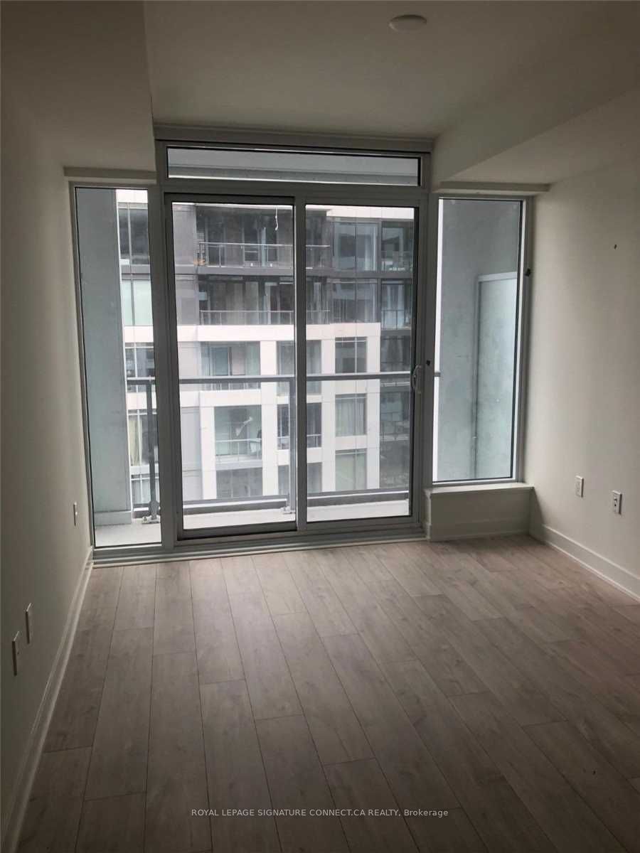 27 Bathurst St, unit 1415W for rent