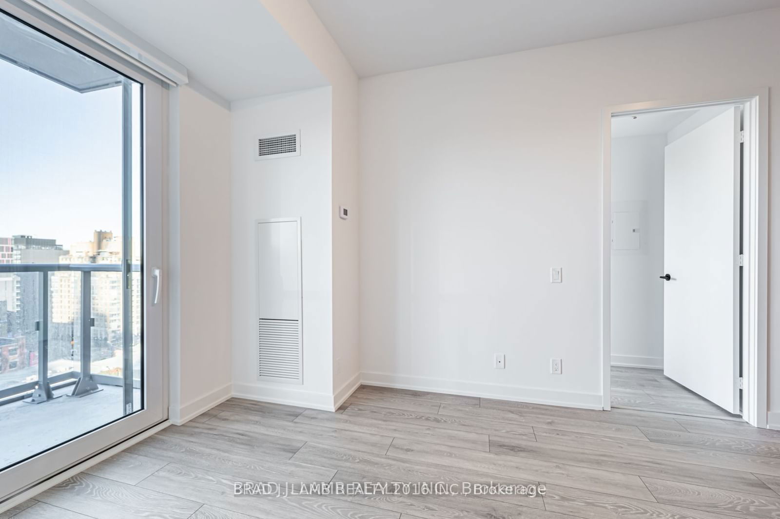 108 Peter St, unit 1619 for rent