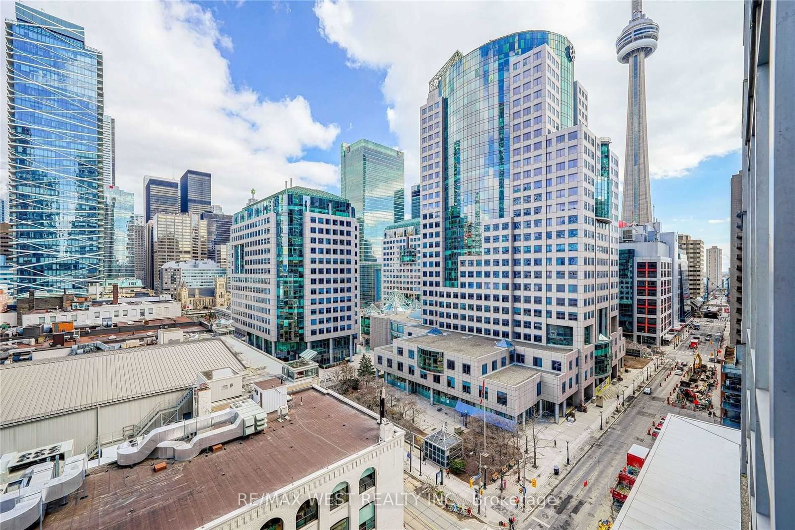 80 John St, unit 1106 for rent