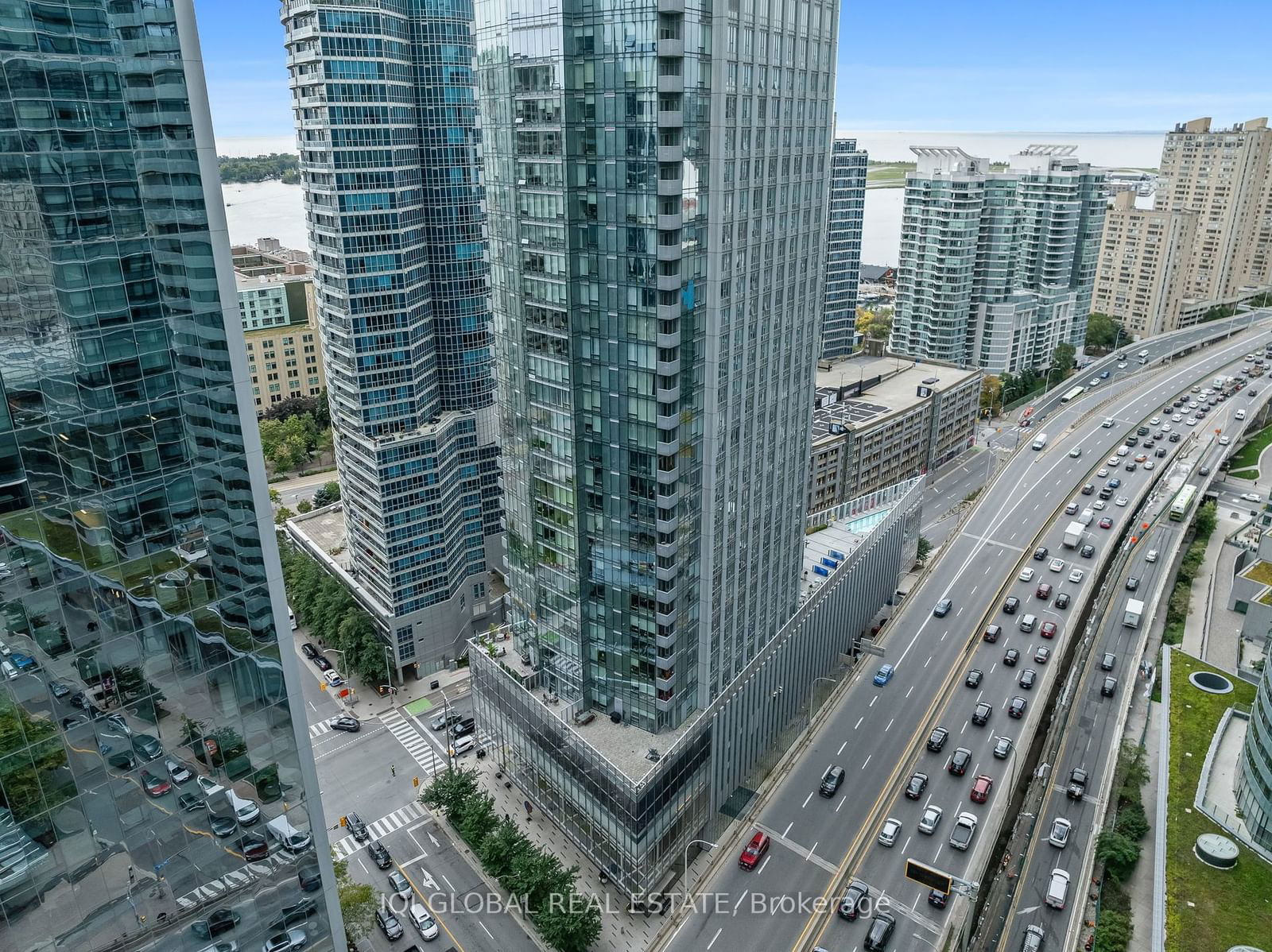 10 York St, unit 3003 for sale