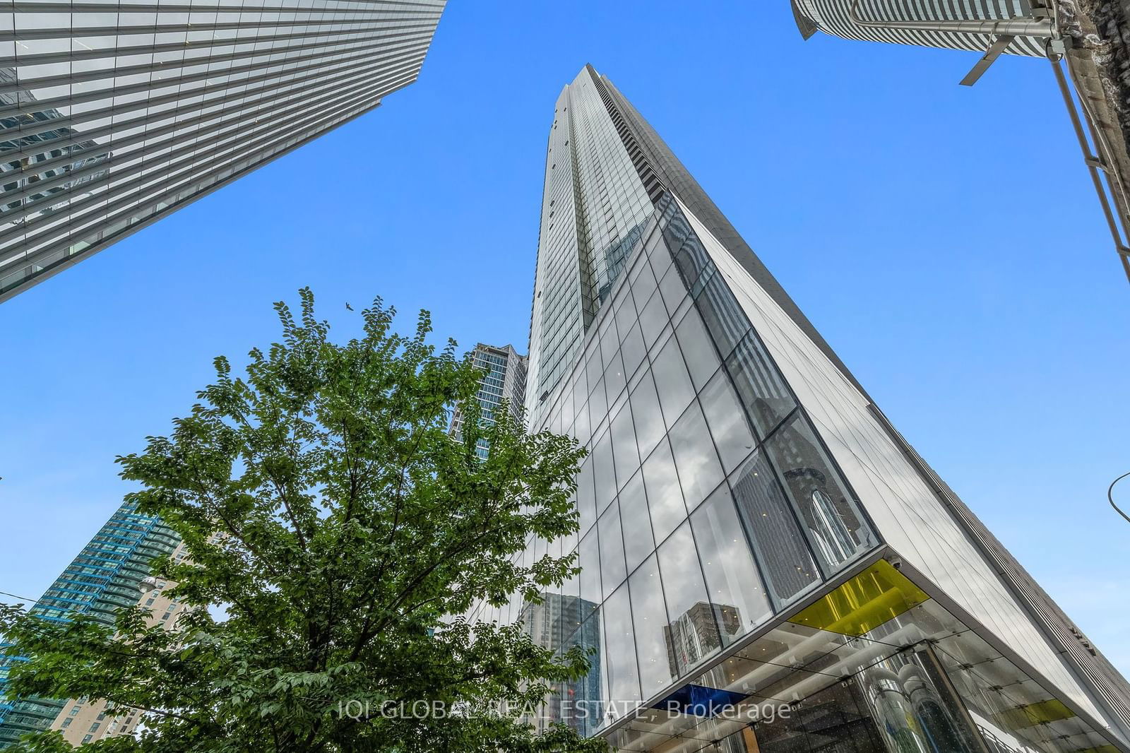 10 York St, unit 3003 for sale