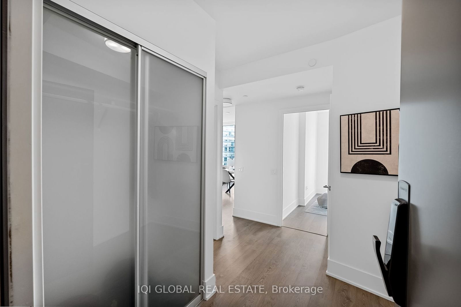 10 York St, unit 3003 for sale