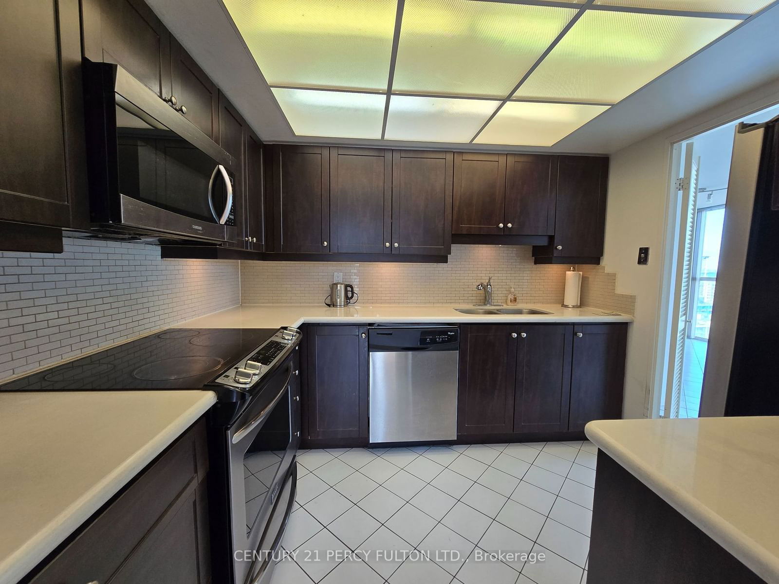 5460 Yonge St, unit 1710 for rent