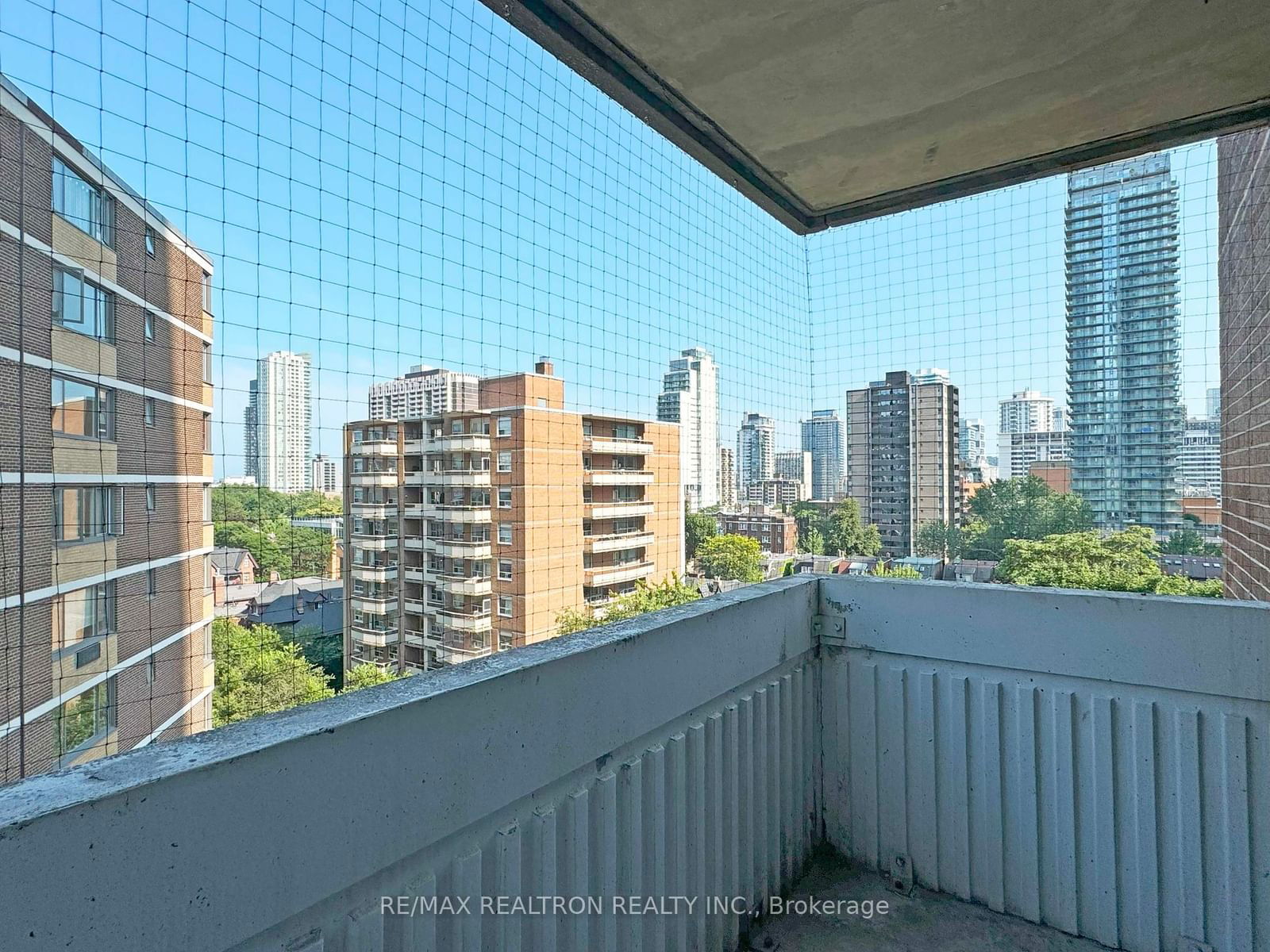 33 Isabella St, unit 514 for rent