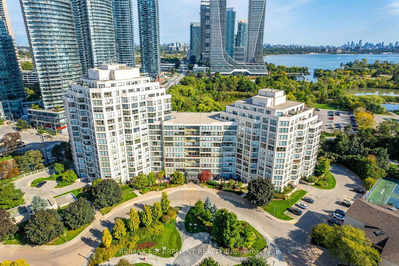 2261 Lake Shore Blvd, unit 810 for sale