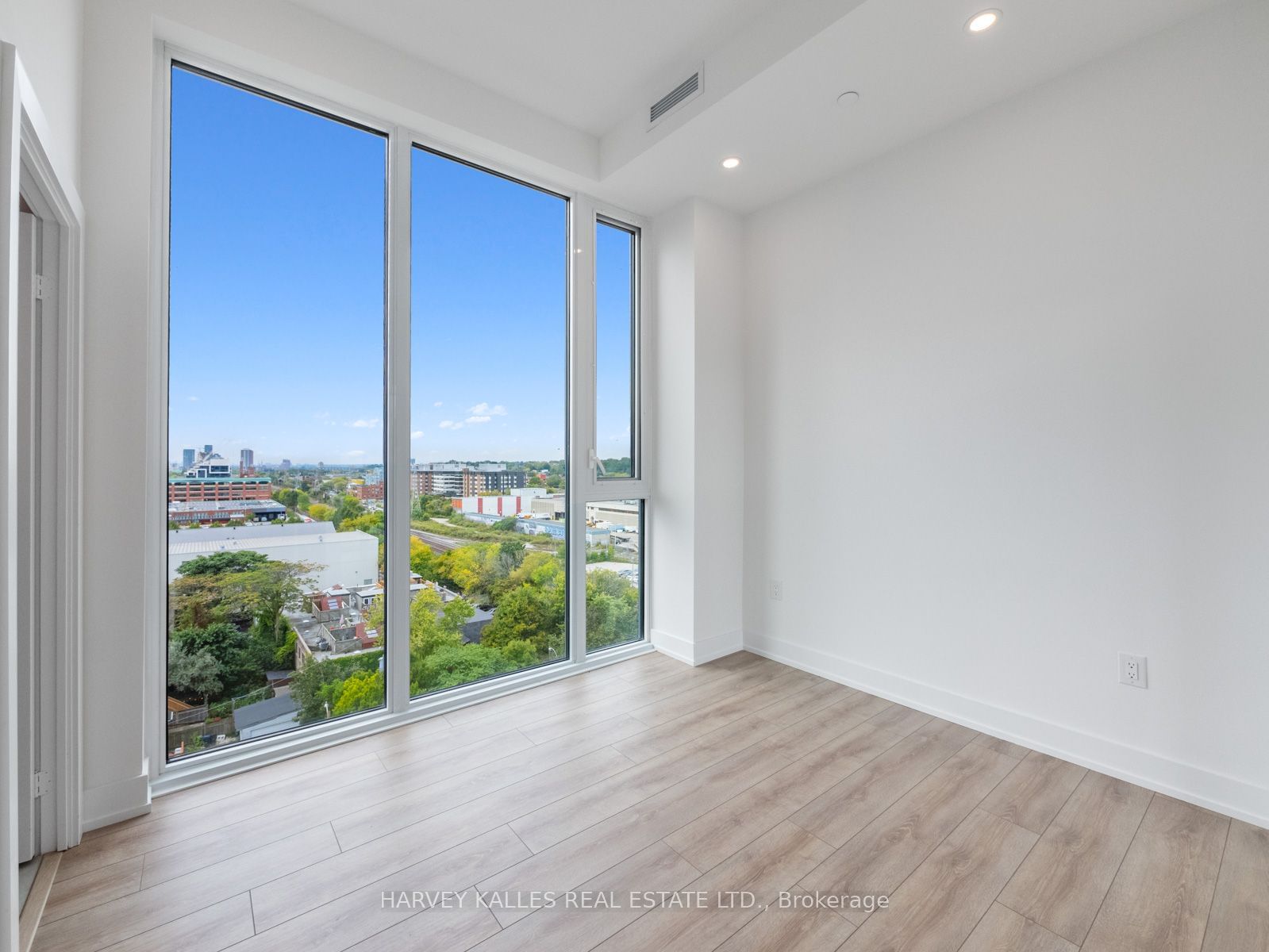 500 Dupont St, unit PH03 for rent