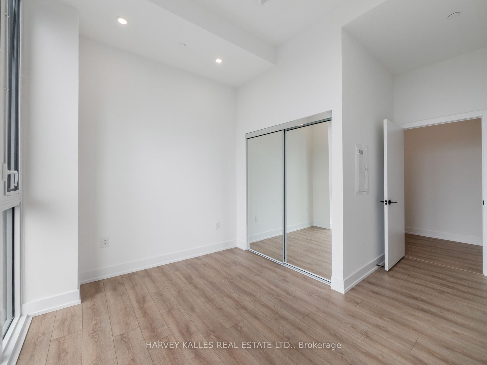 500 Dupont St, unit PH03 for rent