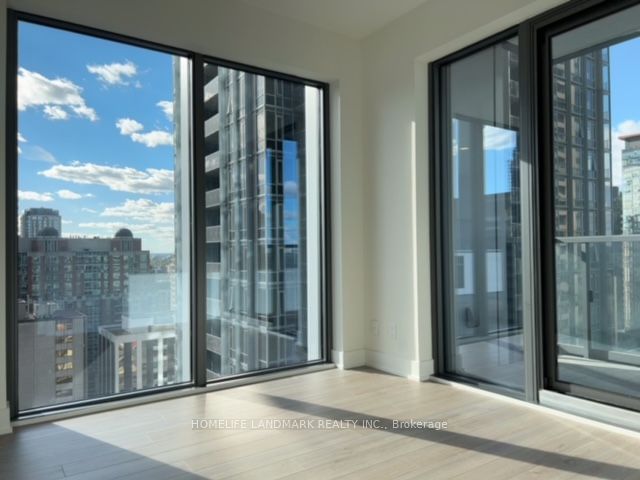 8 Cumberland St, unit 1702 for rent