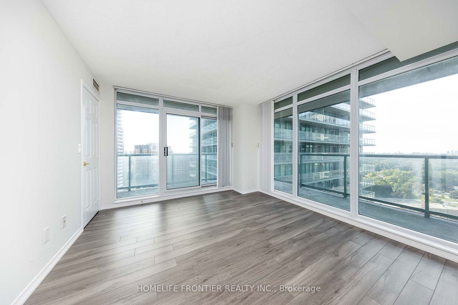 5508 Yonge St, unit 1702 for sale