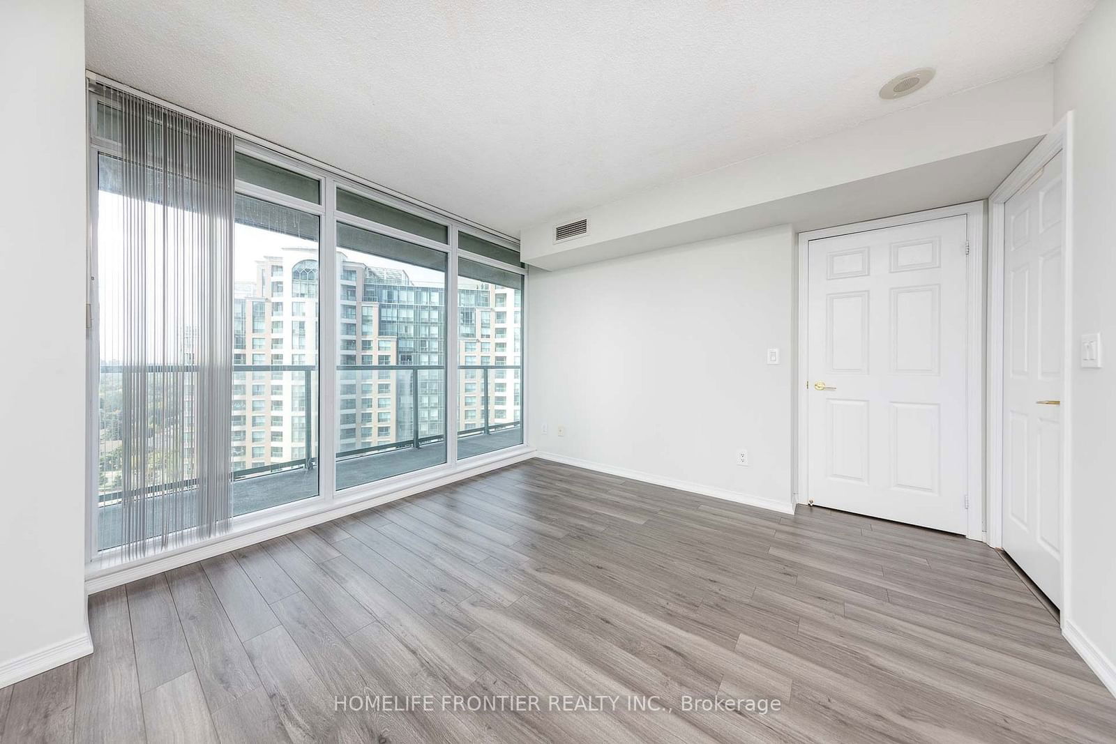 5508 Yonge St, unit 1702 for sale