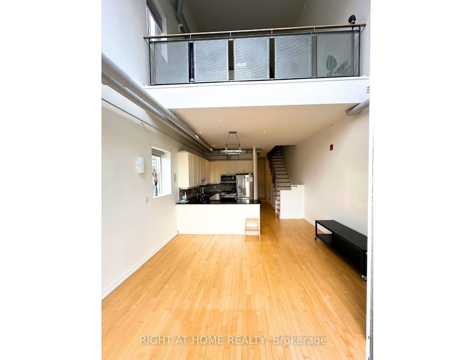 766 King St W, unit 407 for rent