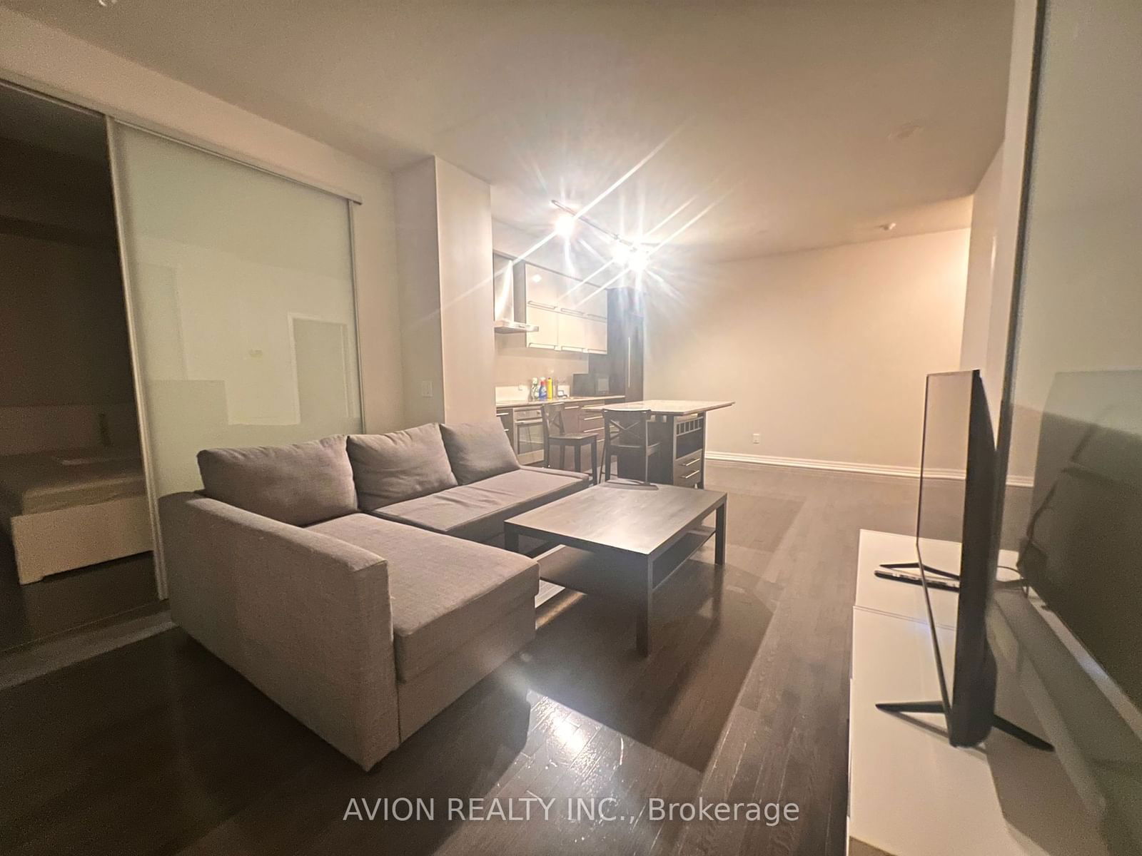 770 Bay St, unit Ph607 for rent