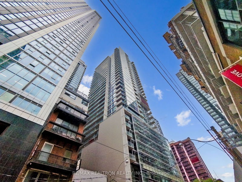 375 King St W, unit 2006 for sale