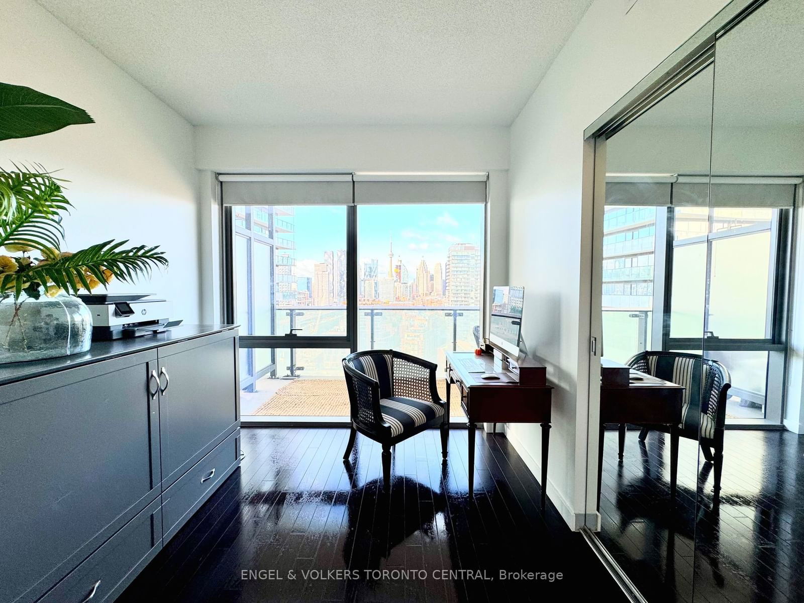 390 Cherry St, unit 2202 for sale