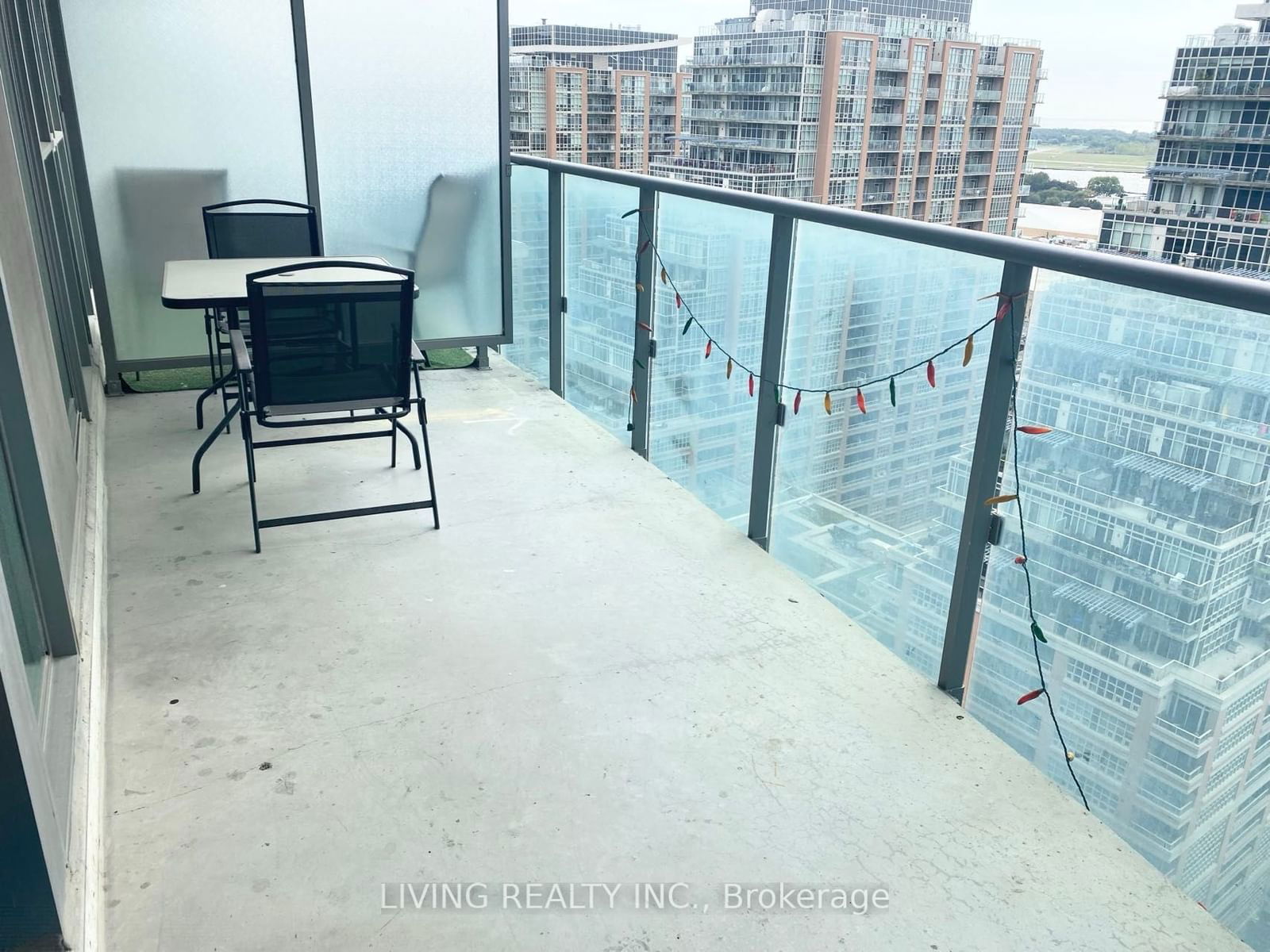 150 East Liberty St, unit 2008 for rent