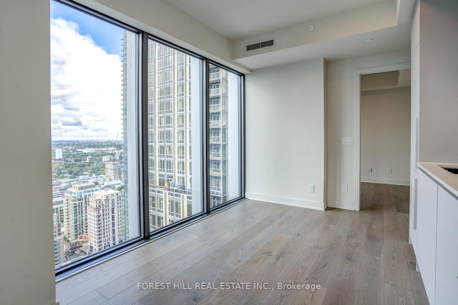 8 Cumberland St, unit 3603 for rent