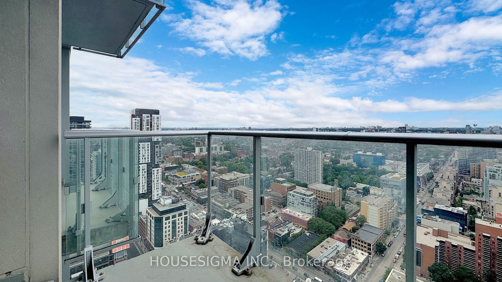 30 Nelson St, unit 3701 for sale