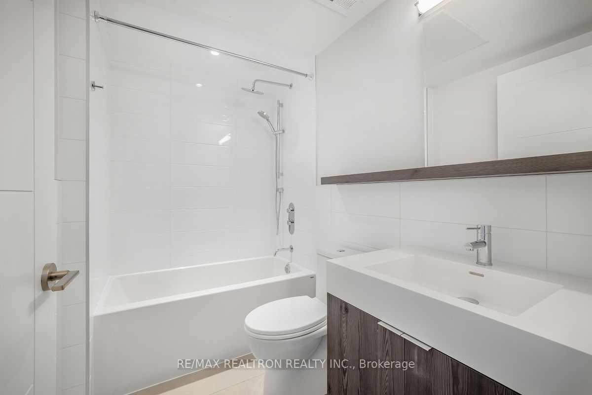 2525 Bathurst St, unit 905 for rent