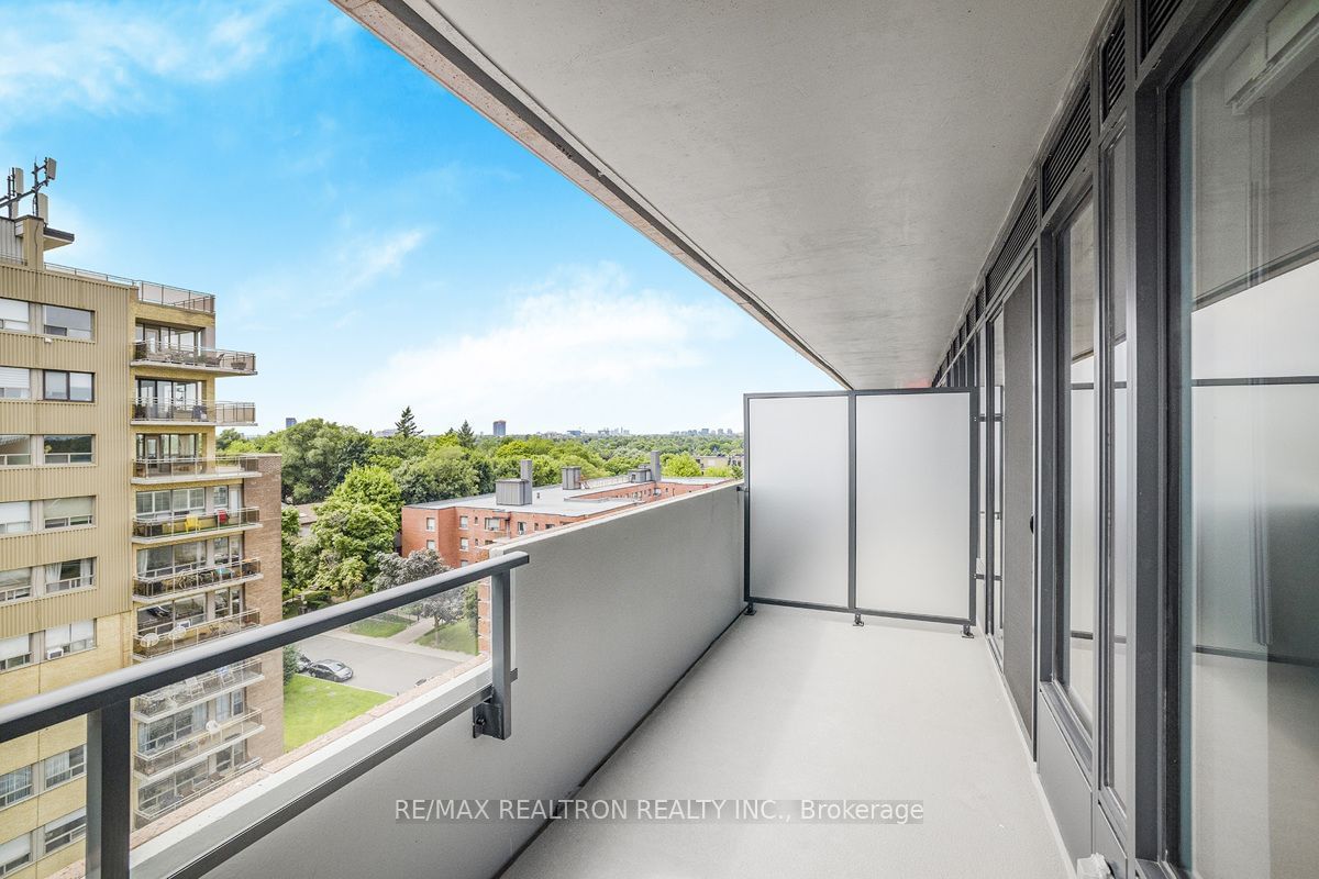 2525 Bathurst St, unit 905 for rent