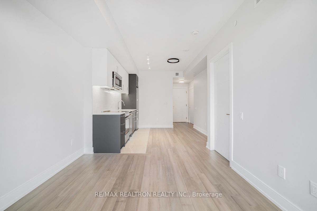 2525 Bathurst St, unit 905 for rent