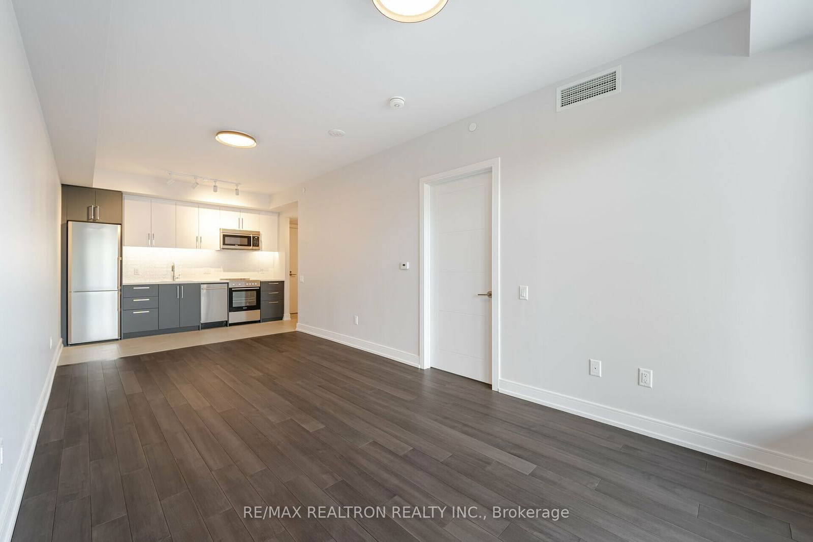 2525 Bathurst St, unit 309 for rent