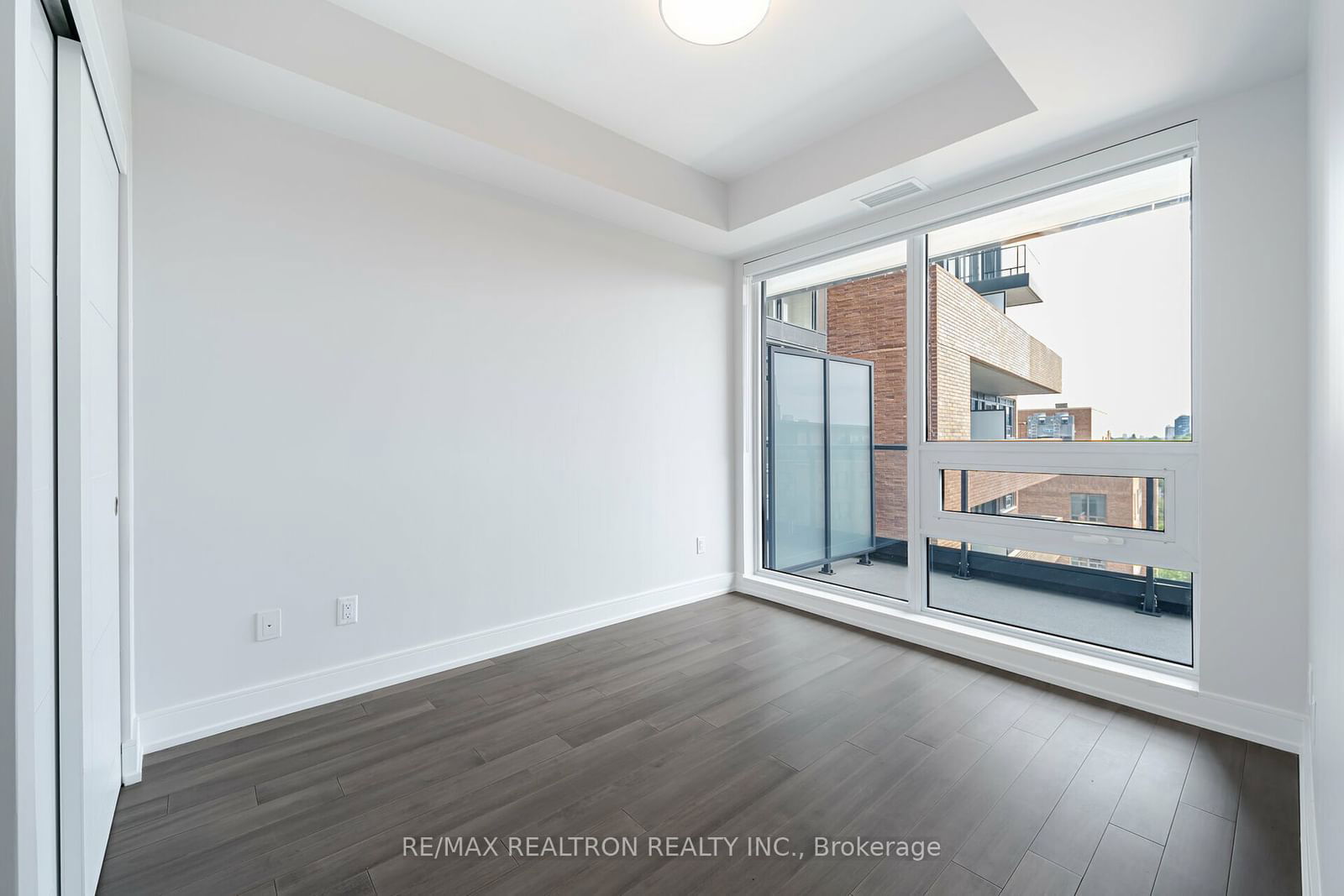 2525 Bathurst St, unit 802 for rent