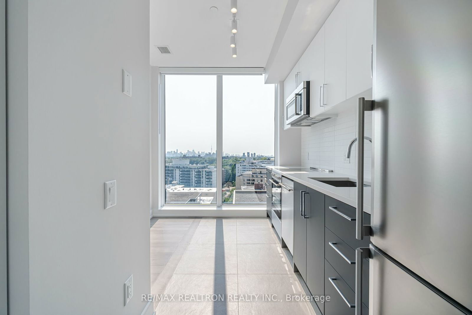 2525 Bathurst St, unit 1308 for rent