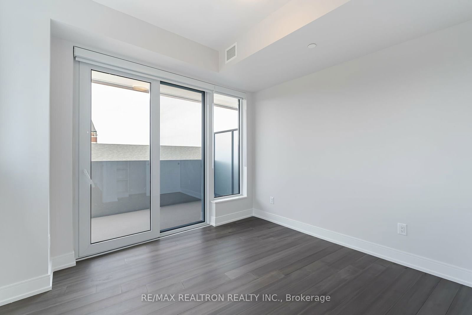 2525 Bathurst St, unit 507 for rent