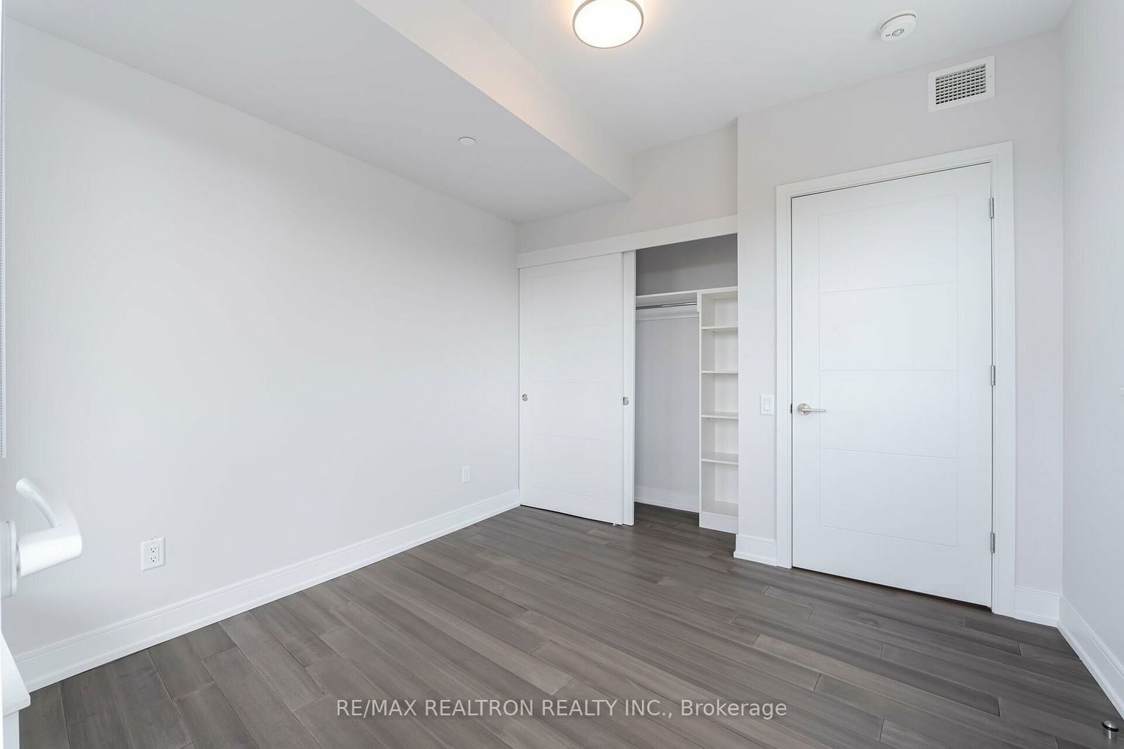 2525 Bathurst St, unit 507 for rent