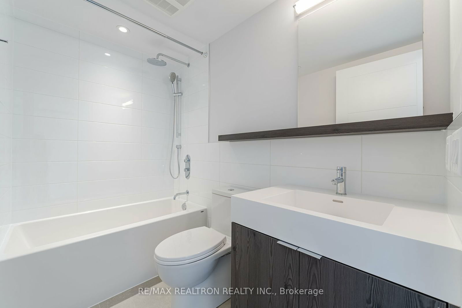 2525 Bathurst St, unit 507 for rent