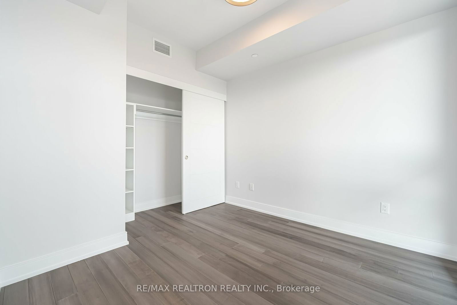 2525 Bathurst St, unit 1203 for rent