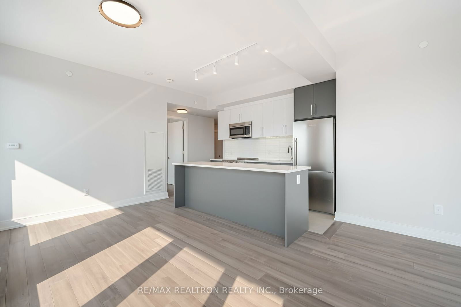 2525 Bathurst St, unit 1203 for rent