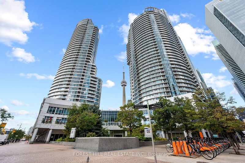 208 Queens Quay Blvd W, unit 3512 for sale