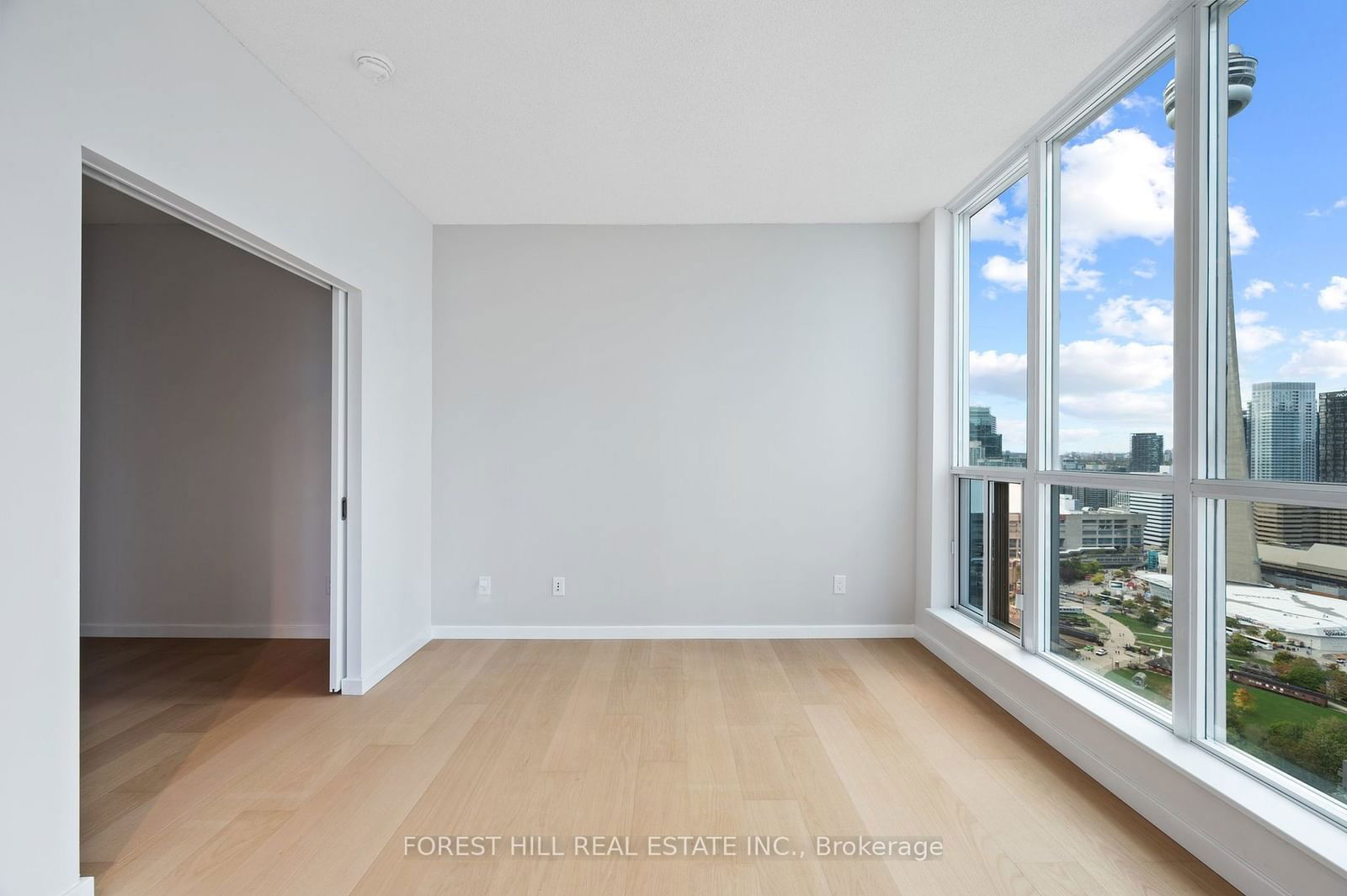 208 Queens Quay Blvd W, unit 3512 for sale