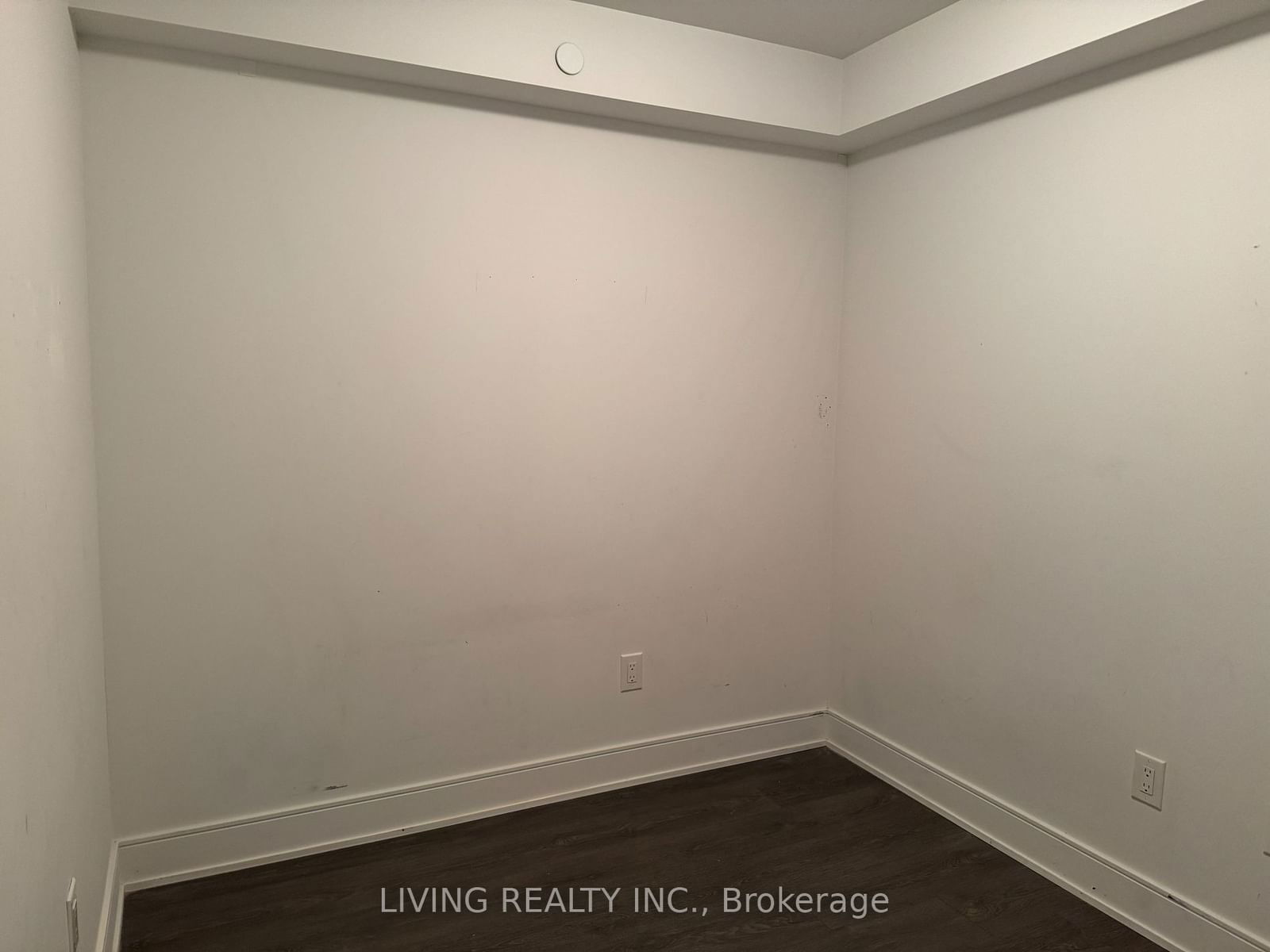 525 Adelaide St W, unit 323 for rent