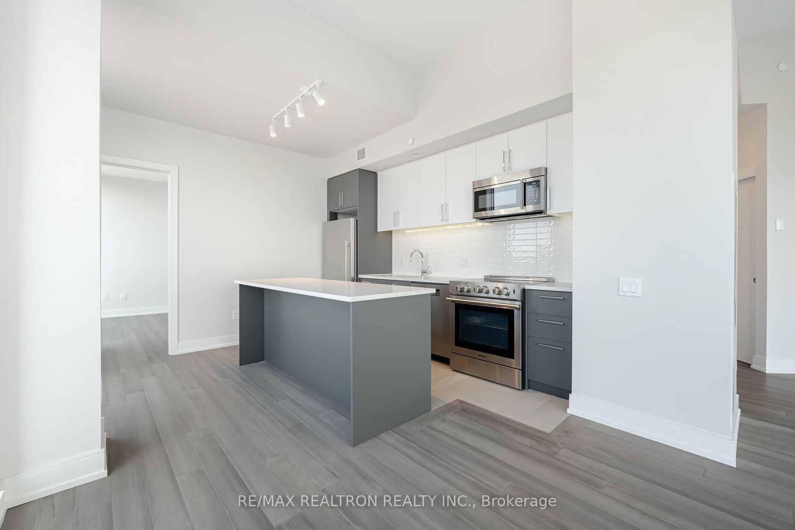 2525 Bathurst St, unit 1305 for rent