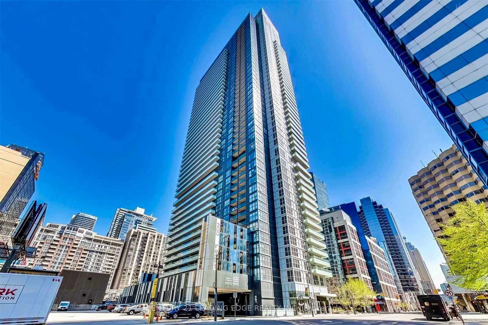 300 Front St, unit 611 for rent