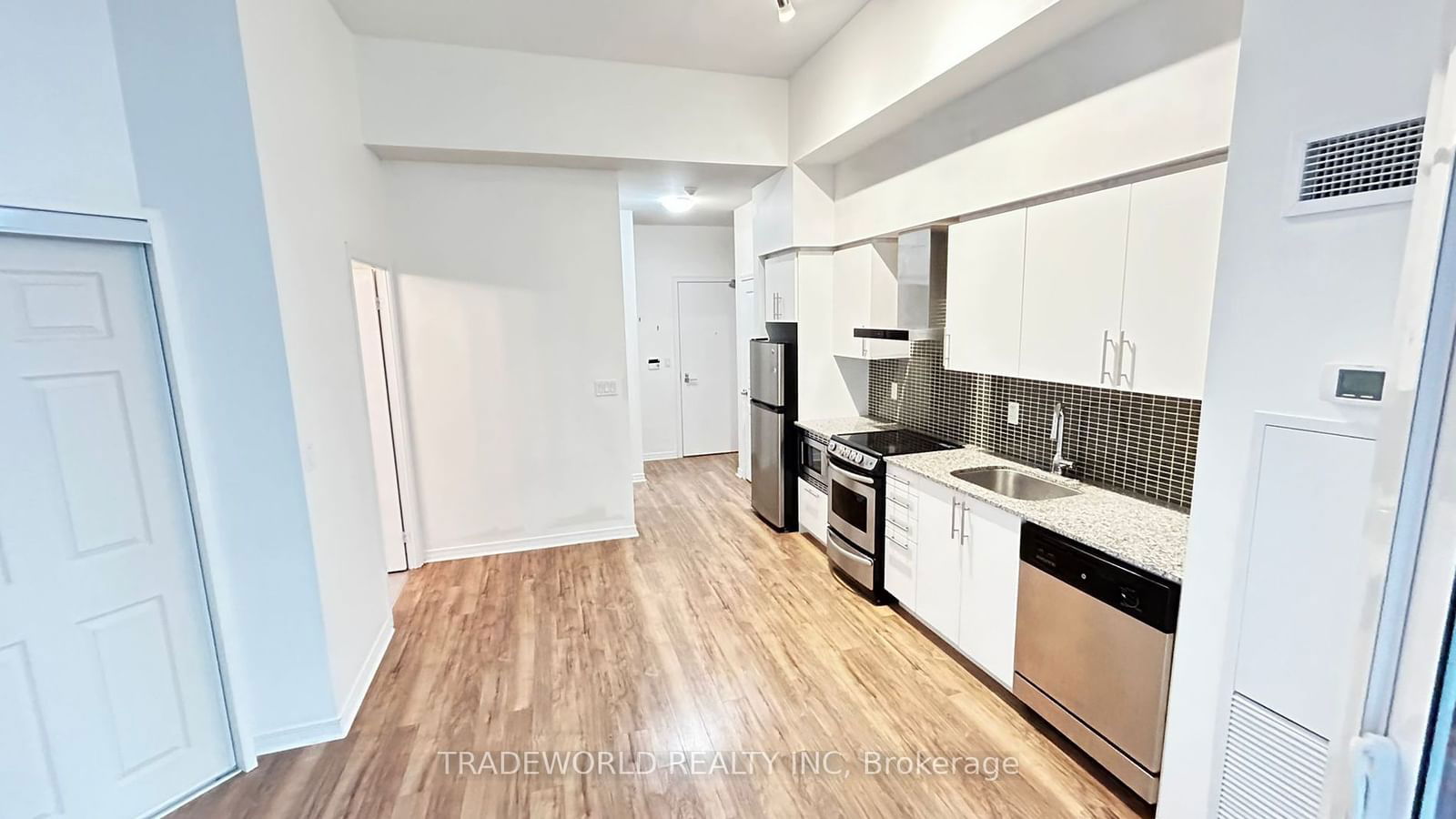 352 Front St, unit 214 for rent