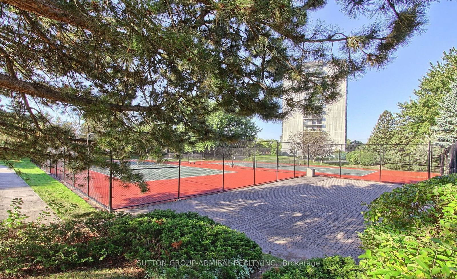 1121 Steeles Ave W, unit 909 for sale