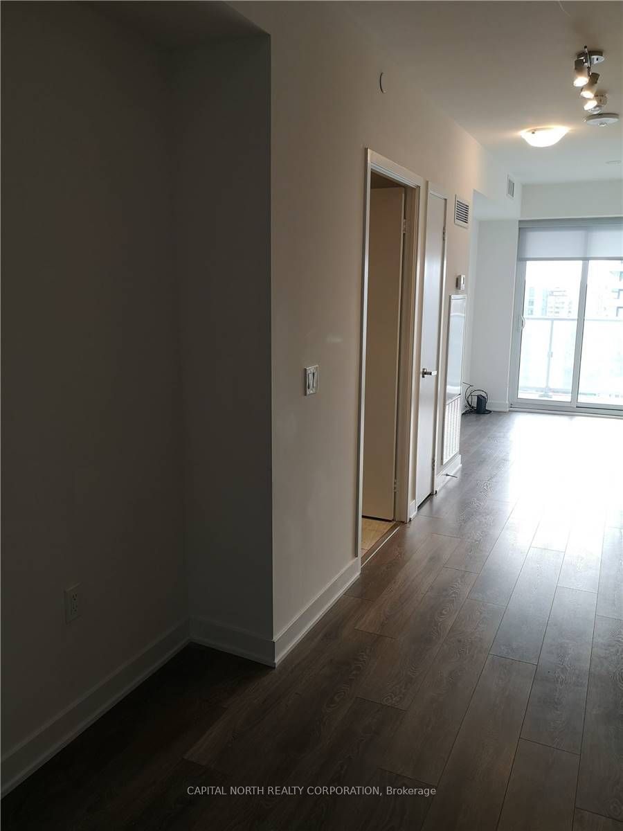 195 Redpath Ave, unit 2207 for rent