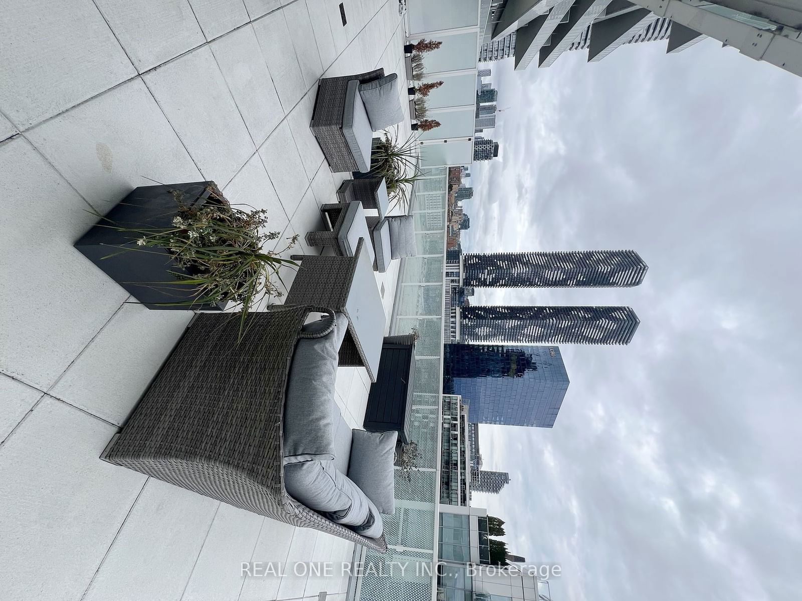 15 Queens Quay E, unit 1004 for rent