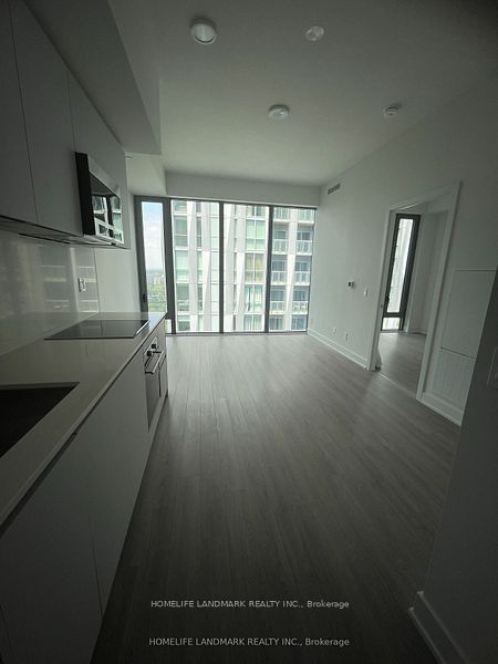 8 Cumberland St, unit 5001 for rent