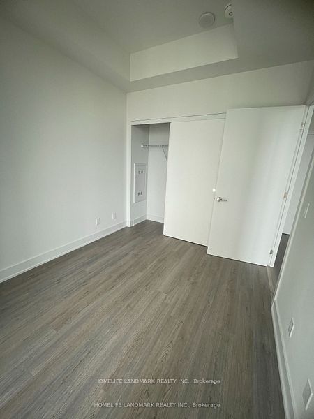 8 Cumberland St, unit 5001 for rent