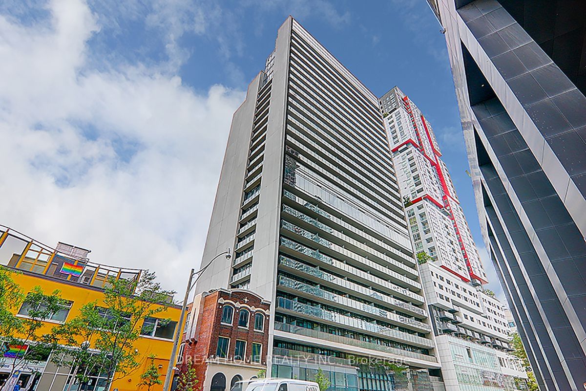 330 Richmond St W, unit 1717 for sale