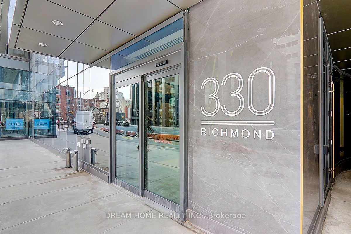 330 Richmond St W, unit 1717 for sale