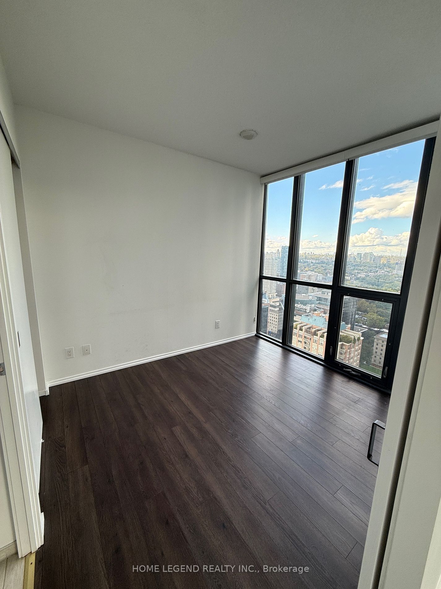 101 Charles St E, unit 3410 for rent