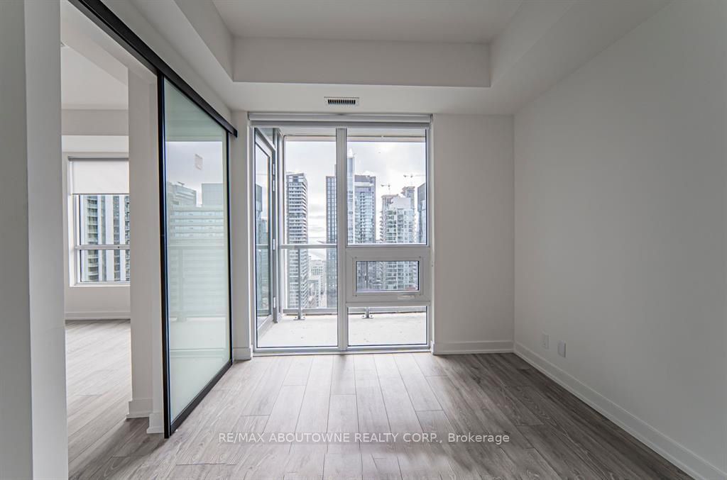 108 Peter St, unit 3106 for sale