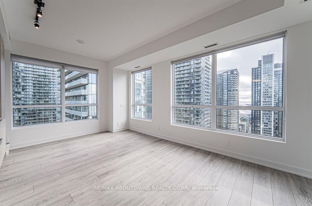 108 Peter St, unit 3106 for sale