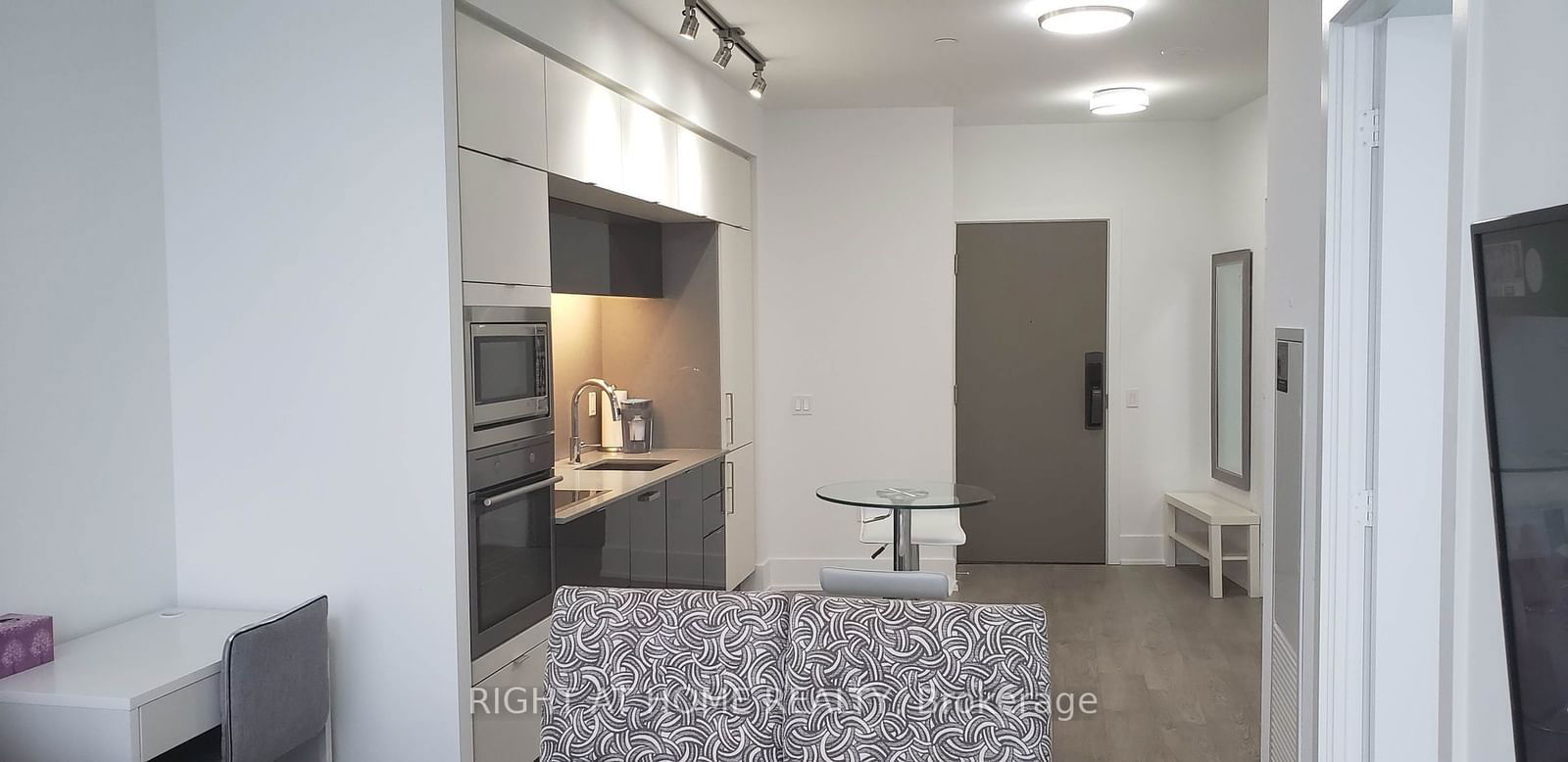 10 York St, unit 4809 for rent