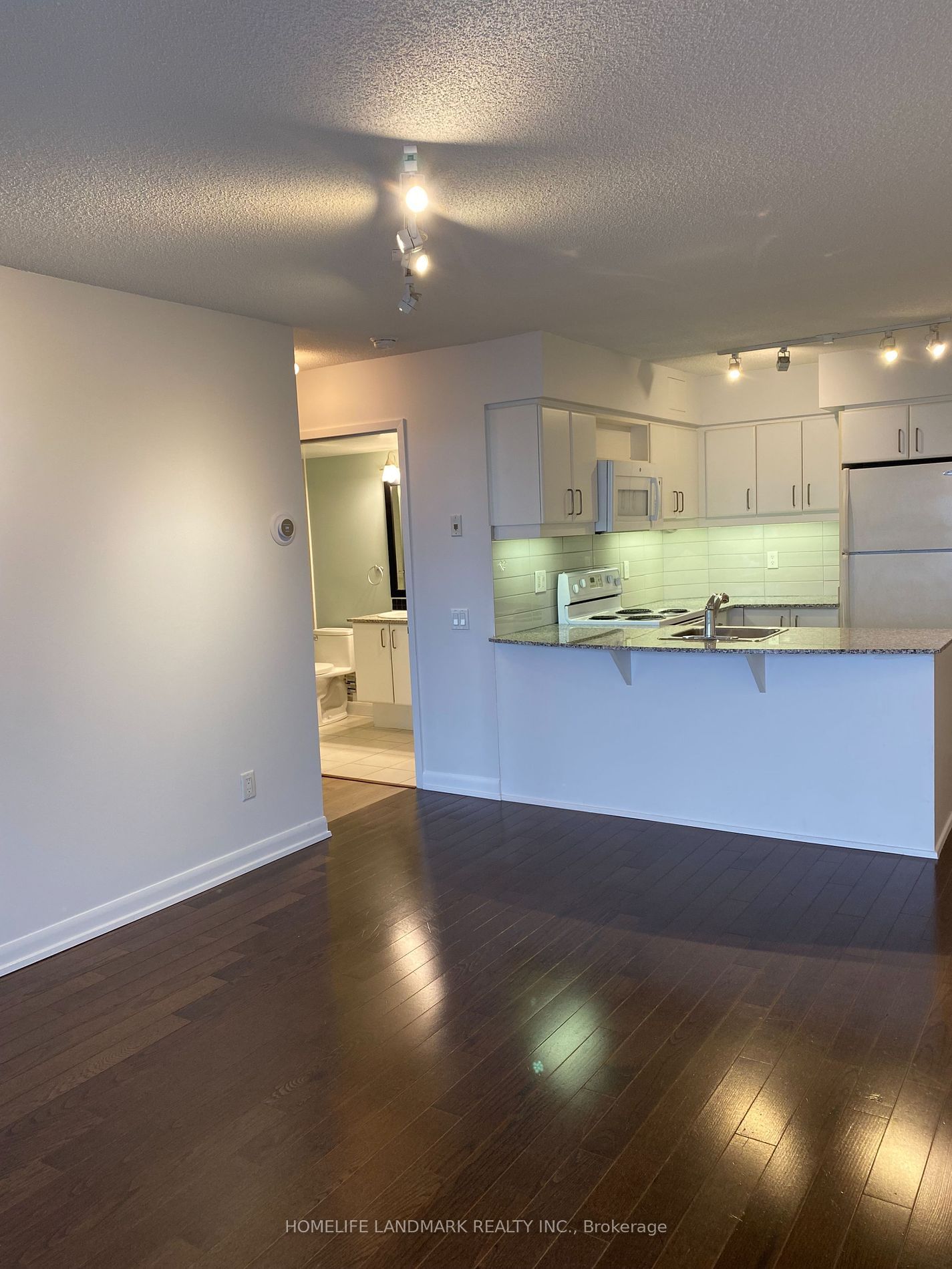 33 Sheppard Ave E, unit 1901 for rent